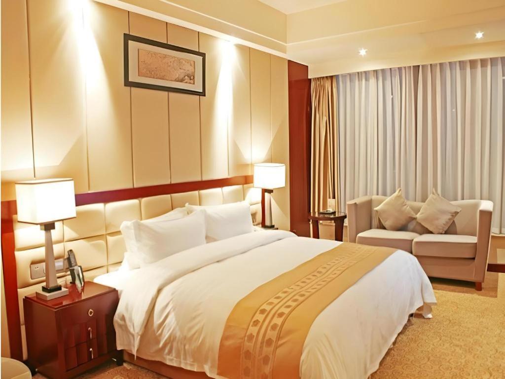 Chengdu Yinsheng International Hotel Supoqiao Exterior foto