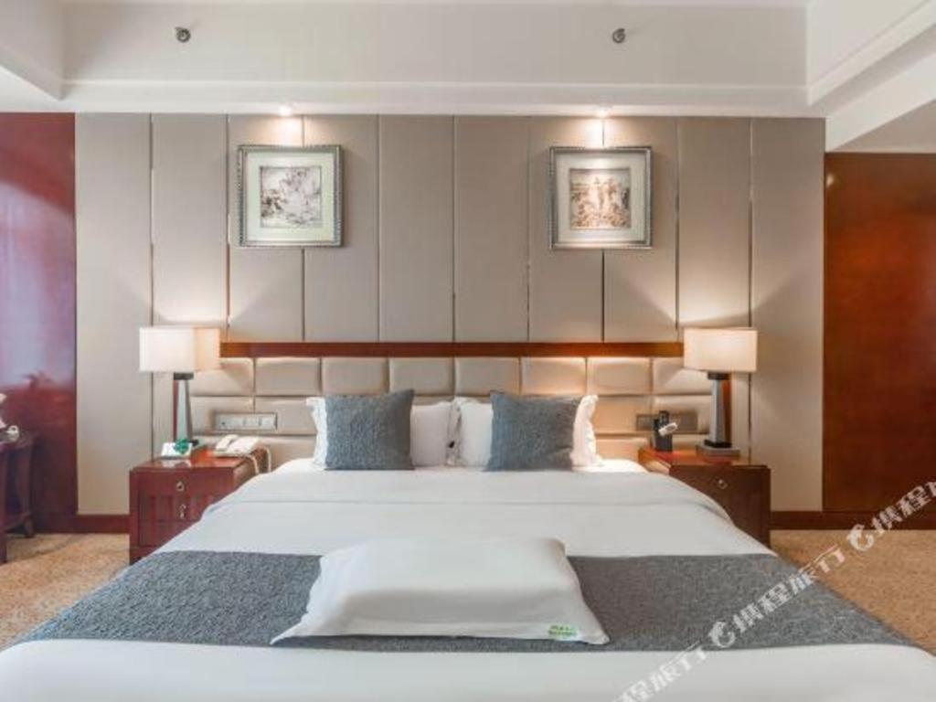 Chengdu Yinsheng International Hotel Supoqiao Exterior foto